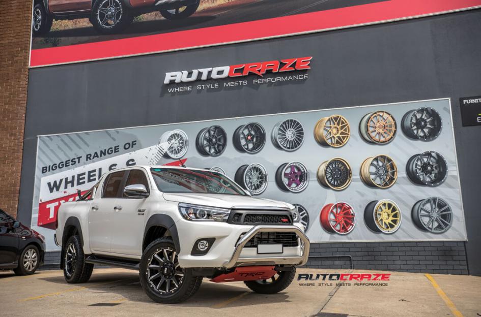 TOYOTA HILUX N80 4WD GD05 MATTE BLACK MILLED ACCENTS